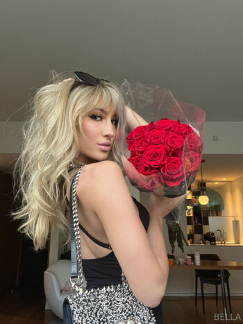 BELL / bigmouthbella / bigmouthbella_ nude photo #14