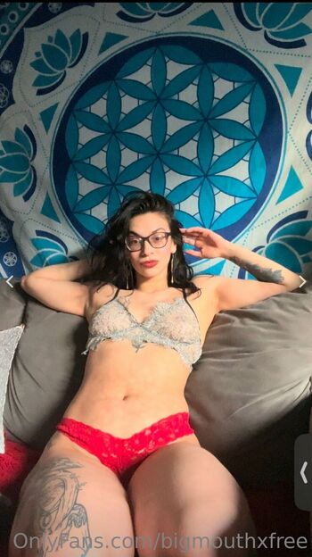 Belle - Free / bigmouthxfree nude photo #14