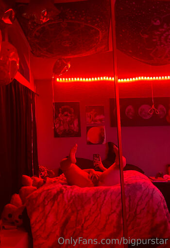 star / bigpurstar nude photo #9