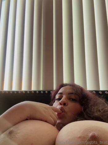 bigtits_bra / bigtits_brat nude photo #37