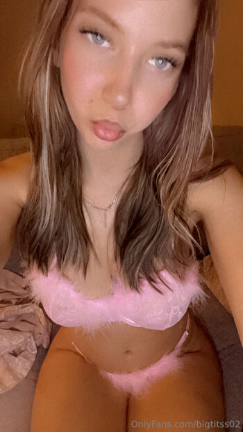 Manda / bigtitss02 nude photo #6