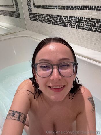 Big Titty Goth Egg AKA Le / bigtittygothegg nude photo #16