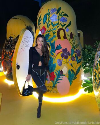 Taru / billiondollarbabie / taruhhh nude photo #17