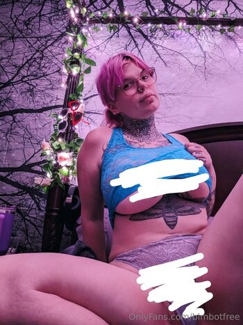 BimbotFre / bimbotfree nude photo #18