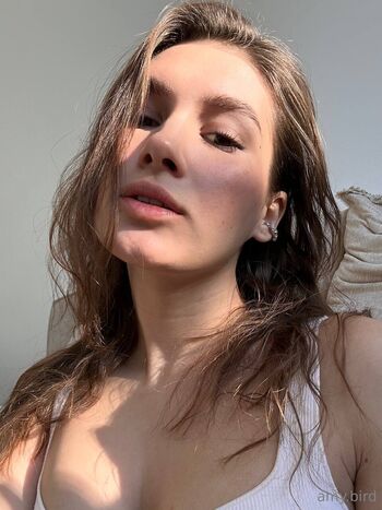 Ellie Bir / bird_person_free nude photo #11