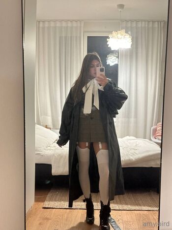 Ellie Bir / bird_person_free nude photo #13