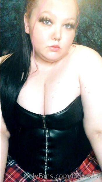 Mrs.klar / bklark17 nude photo #34