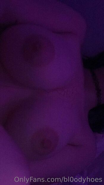 bloodyh0e / bl0odyhoes nude photo #6