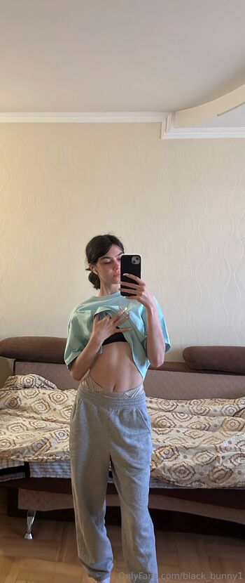 bunn / black_bunny1 nude photo #15