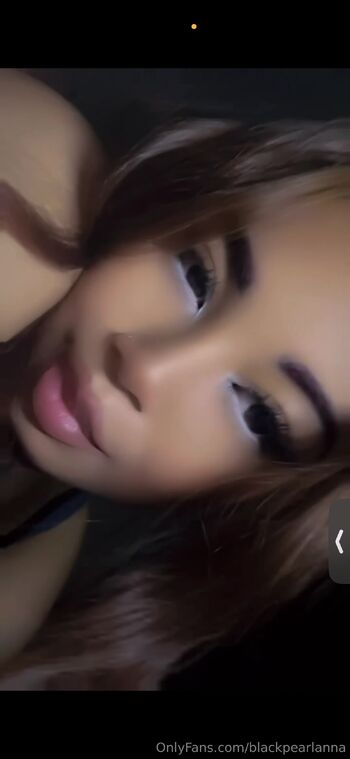 Anna / blackpearlanna nude photo #2