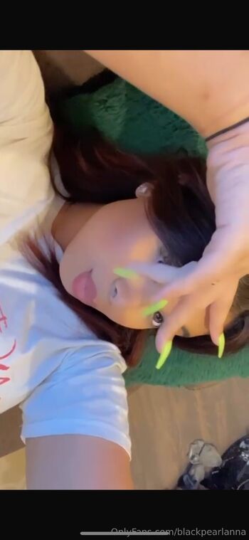 Anna / blackpearlanna nude photo #14