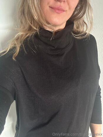 Bratty Sub Sky / blackskyexx nude photo #27