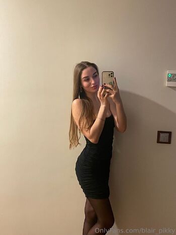 Olivi / blair_pikky nude photo #28