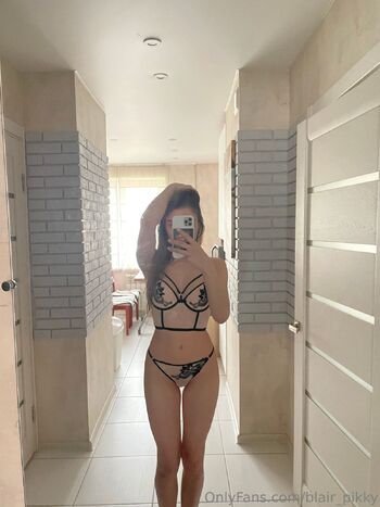 Olivi / blair_pikky nude photo #32