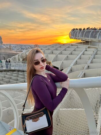 Olivia / blair_pikkyy nude photo #25