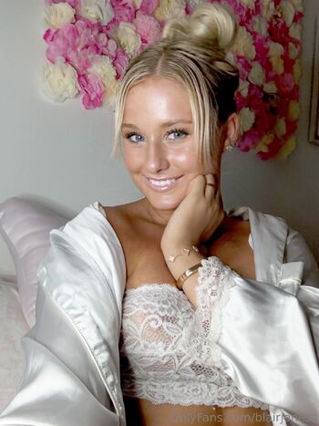 Blair / blairjoness nude photo #10