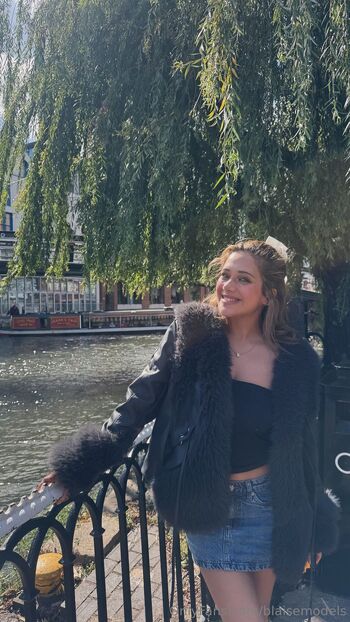 blais / blaisemodels nude photo #10