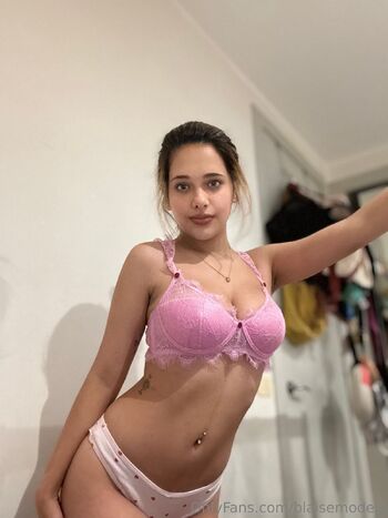 blais / blaisemodels nude photo #38