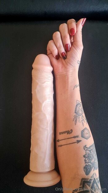 Blaze Stey / blaze_steyn nude photo #3