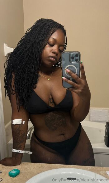 Thee Slurpologist / bleu_slurpeee nude photo #2