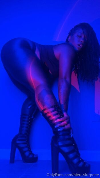 Thee Slurpologist / bleu_slurpeee nude photo #9