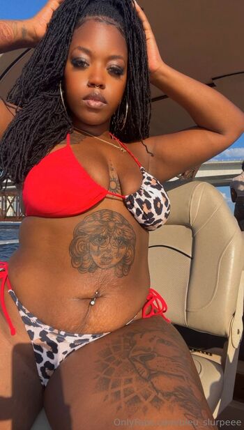 Thee Slurpologist / bleu_slurpeee nude photo #11