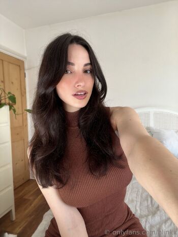 Liz / blinkx_free / blinkxreal nude photo #9