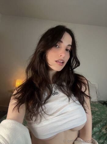 Liz / blinkx_free / blinkxreal nude photo #15