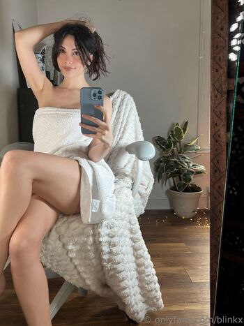 Liz / blinkx_free / blinkxreal nude photo #22