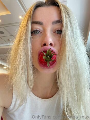 TheBlac / blonda_max / blonda___max nude photo #6