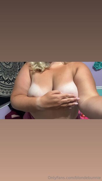 Blonde Bunn / blondebunnie nude photo #23