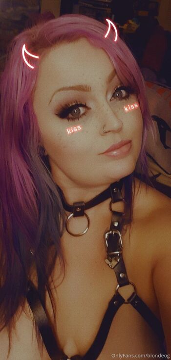 SpookyLittleSlt / blondeog nude photo #22