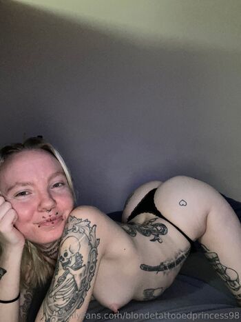 Tattooed Princes / blondetattooedprincess98 nude photo #10
