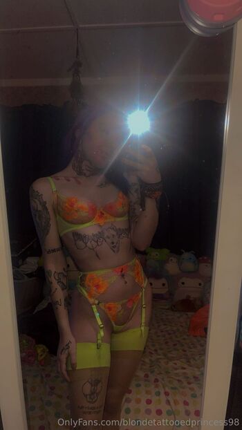 Tattooed Princes / blondetattooedprincess98 nude photo #32