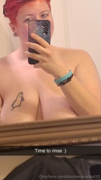 Shell / blondevwbabe420 / blondevwbabe nude photo #14