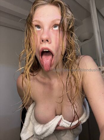 Blondushk / blondushka nude photo #16