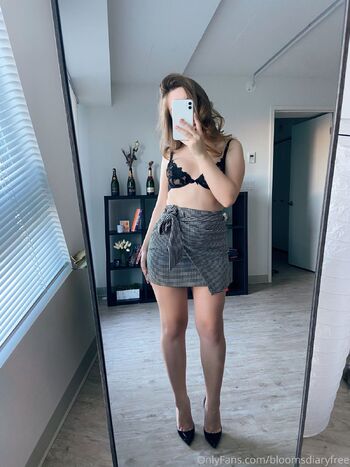 Anastasi / bloomsdiaryfree nude photo #5