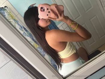 adriana / blossomroseexclusive / babyxadrii / babyyxadrii nude photo #10