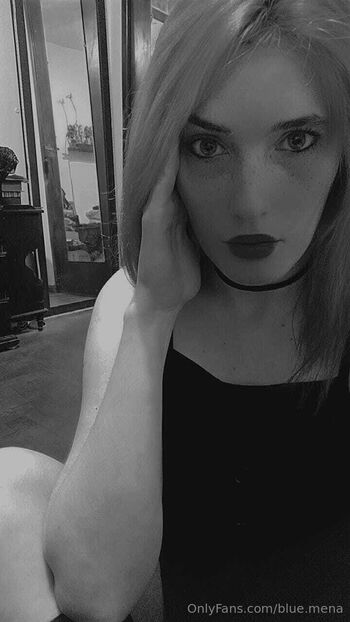 Mena / blue.mena nude photo #38