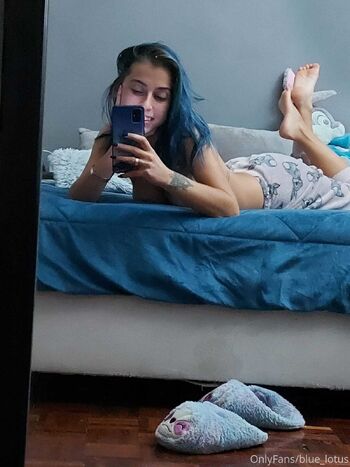 Blue Lotu / blue_lotus_23 nude photo #10