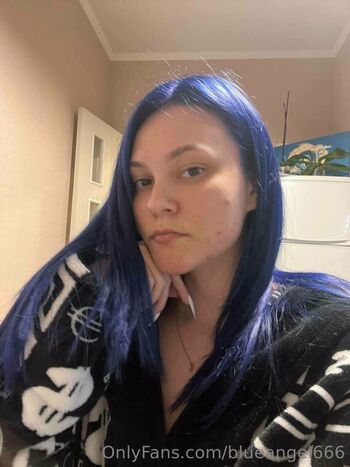 𝘽𝙡𝙪𝙚 𝘼𝙣𝙜𝙚𝙡 / blueangel666 nude photo #8