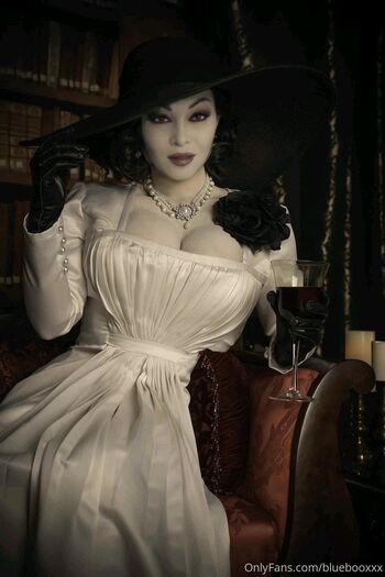 Sar / bluebooxxx nude photo #1