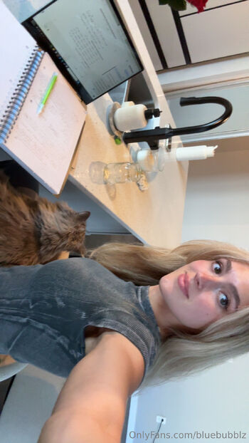 bluebubblz nude photo #25