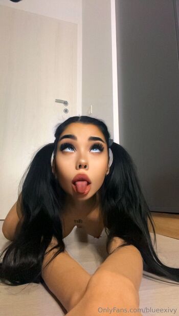 BLUE IVY / blueexivy nude photo #18