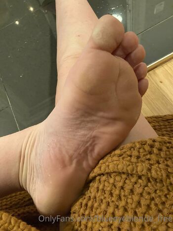 Blueeyeblonde fre / blueeyeblonde_free / blueeyeblonde23 nude photo #24