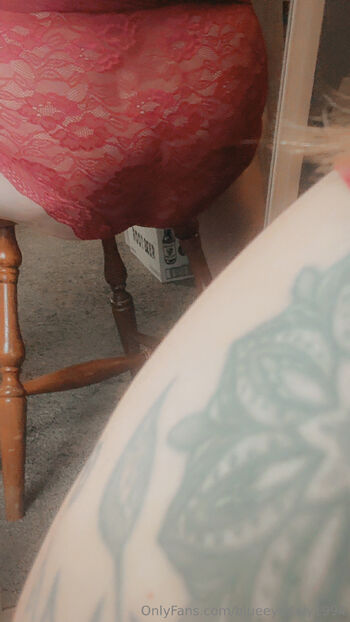 Blueeyedaly9 / blueeyedaly1994 nude photo #7