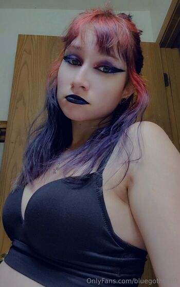 blue amethys / bluegothgf69 nude photo #5