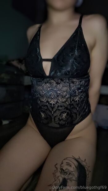 blue amethys / bluegothgf69 nude photo #15