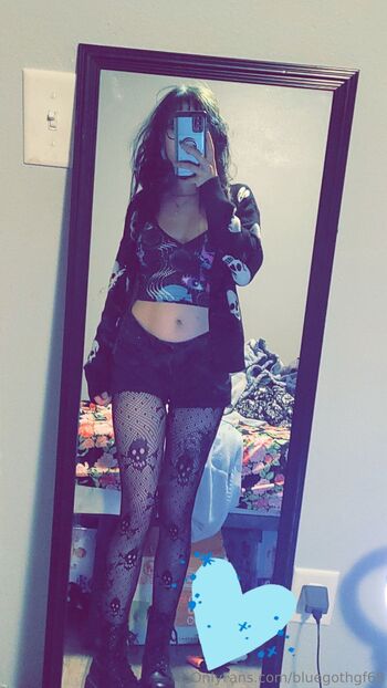 blue amethys / bluegothgf69 nude photo #21