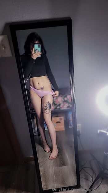 blue amethys / bluegothgf69 nude photo #32